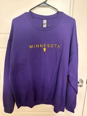 Minnesota Vikings Football Purple Gold Crewneck Sweatshirt - Gildan Soft NWT